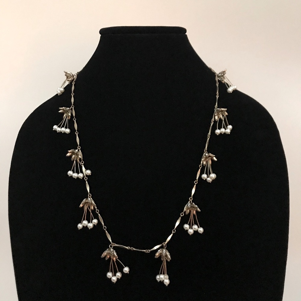 Pearl Flower Necklace